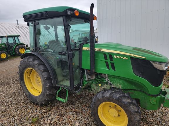 2018 John Deere 5100GN Equipment Image0