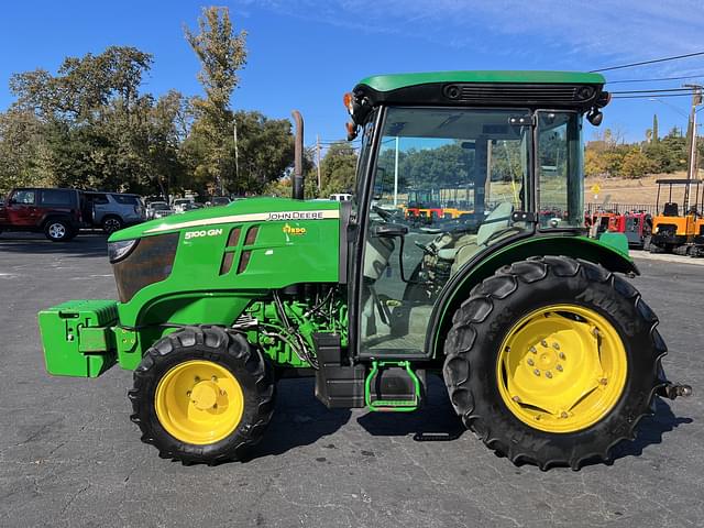 Image of John Deere 5100GN equipment image 1