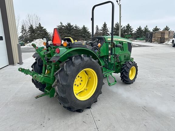 Image of John Deere 5100GN equipment image 2