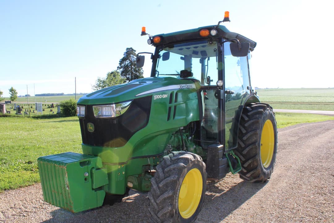 Image of John Deere 5100GN Primary image