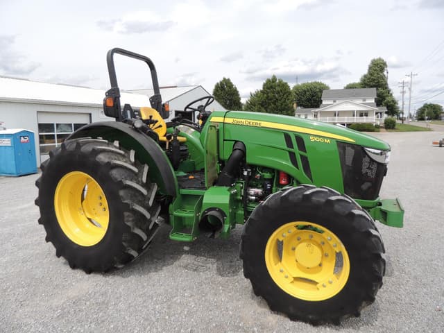 Image of John Deere 5100M equipment image 2