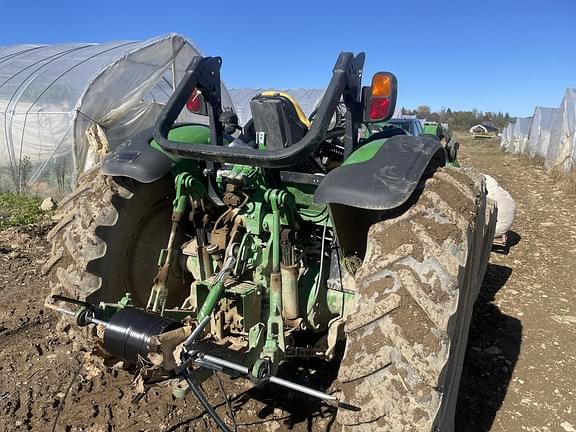 Image of John Deere 5100M equipment image 3