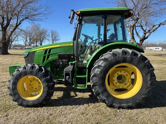 Image of John Deere 5100M equipment image 1