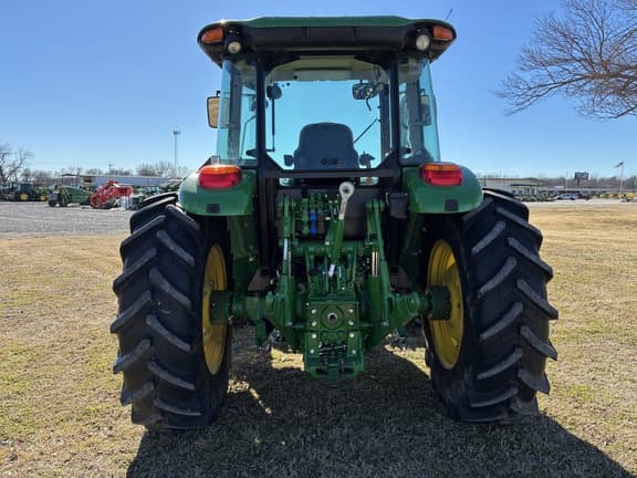 Image of John Deere 5100M equipment image 3