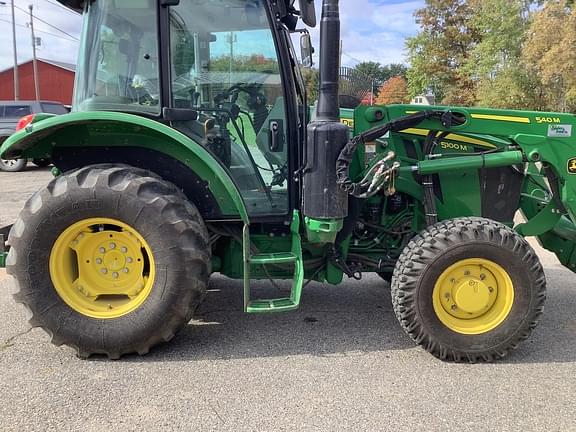 Image of John Deere 5100M equipment image 3