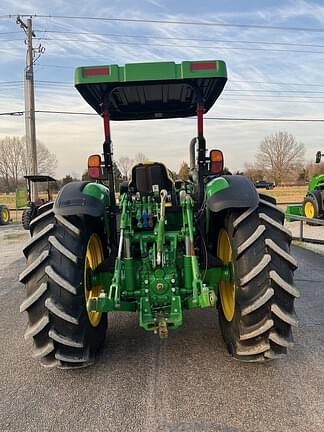 Image of John Deere 5100M equipment image 2