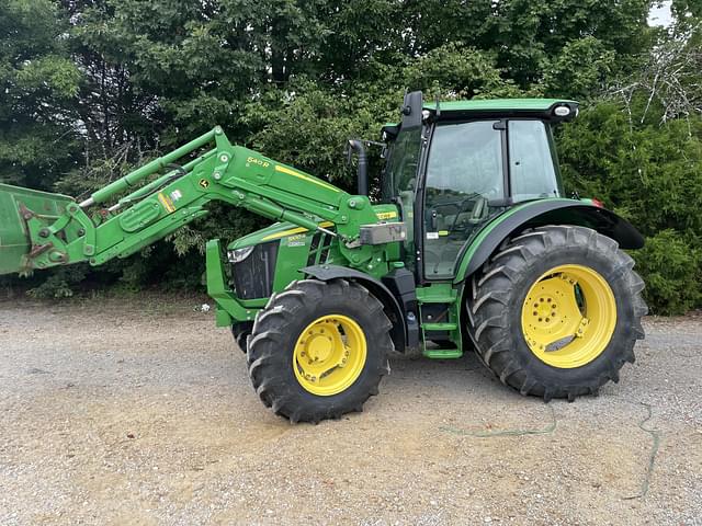 Image of John Deere 5100R equipment image 1