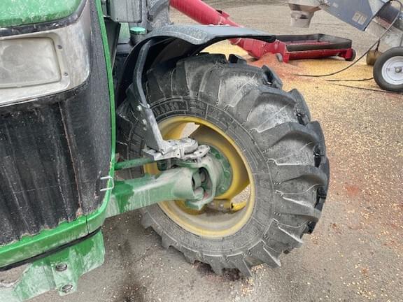 Image of John Deere 5115M equipment image 1