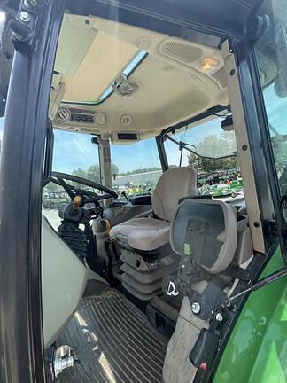 Image of John Deere 5115M equipment image 4