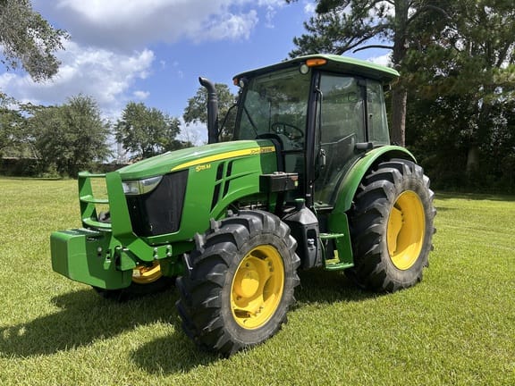 2018 John Deere 5115M Equipment Image0