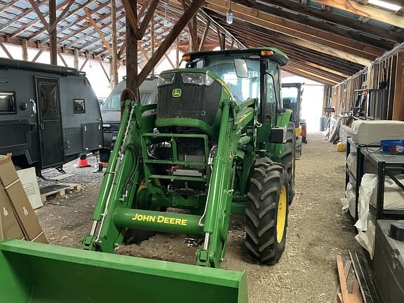 Image of John Deere 5115M equipment image 2