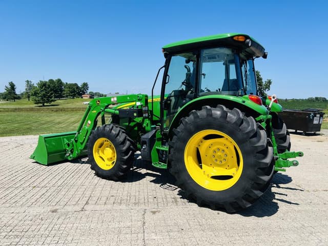 Image of John Deere 5115M equipment image 3