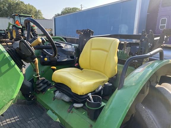 Image of John Deere 5115ML equipment image 3