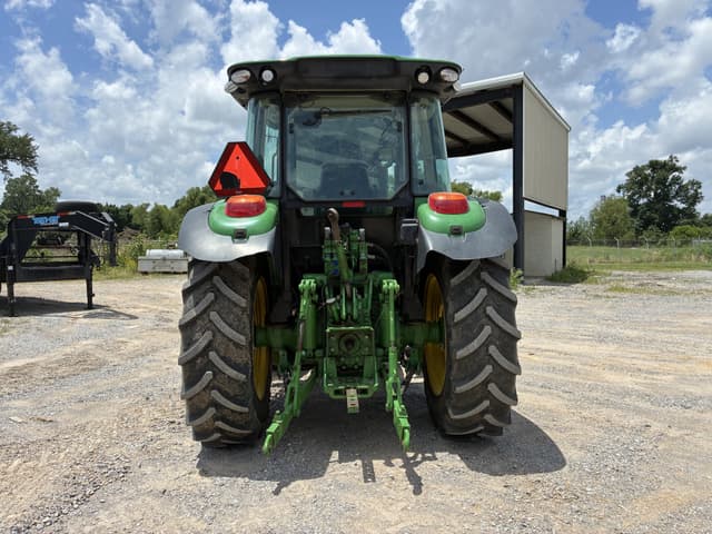 Image of John Deere 5115R equipment image 3