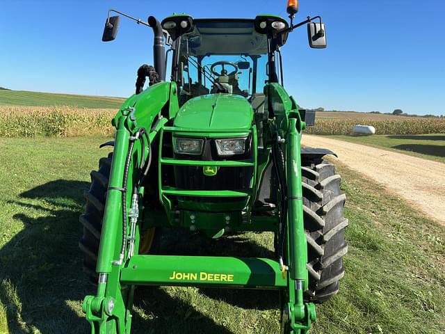 Image of John Deere 5115R equipment image 2