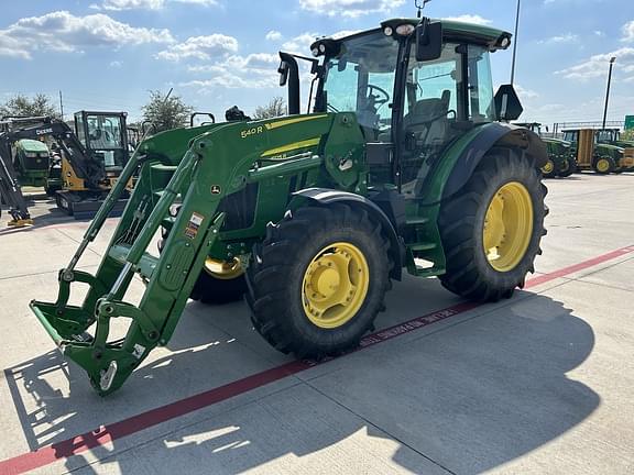 Image of John Deere 5125R equipment image 1