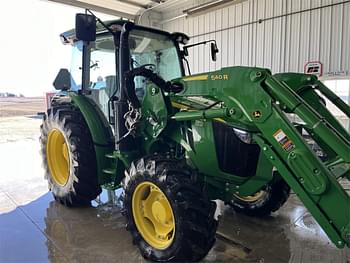 2018 John Deere 5125R Equipment Image0