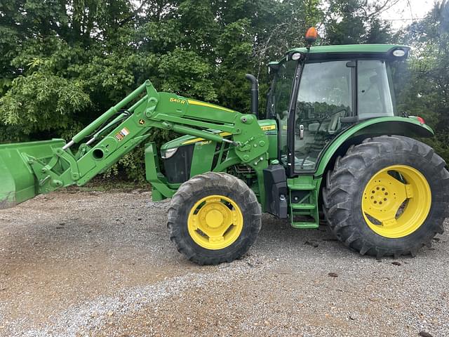 Image of John Deere 5125R equipment image 1