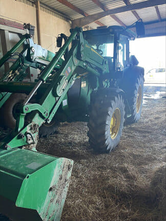Image of John Deere 5125R equipment image 2
