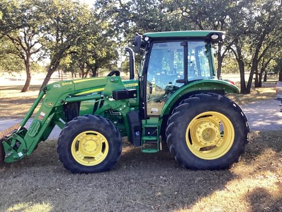 Image of John Deere 5125R equipment image 1