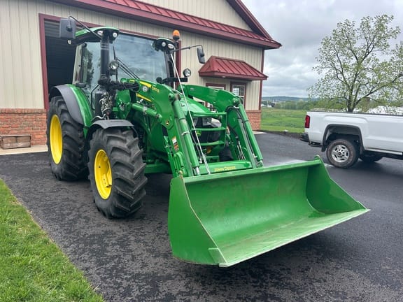 2018 John Deere 5125R Equipment Image0