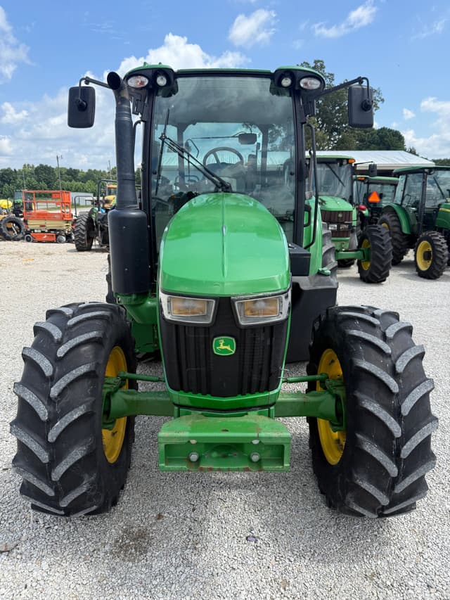 Image of John Deere 5125R equipment image 2