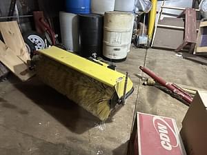 2018 John Deere 52" Broom Image
