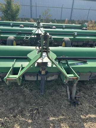 Image of John Deere 520 equipment image 1