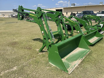Main image John Deere 520M