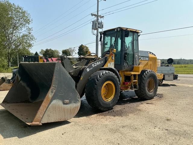 Image of John Deere 524KII equipment image 2