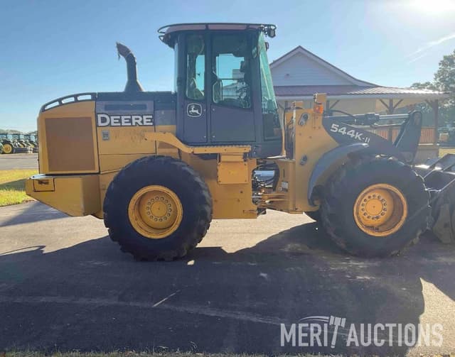 Image of John Deere 544K equipment image 3