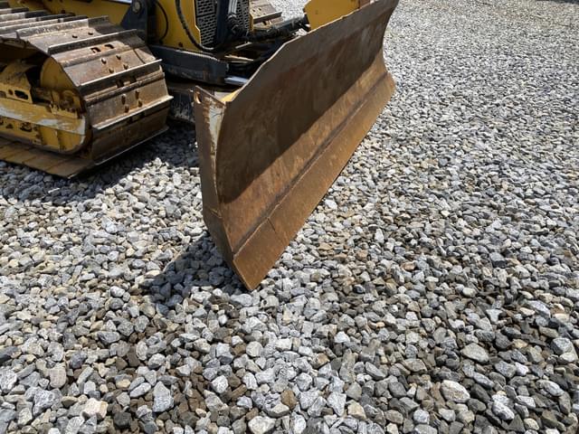 Image of John Deere 550K LGP equipment image 4