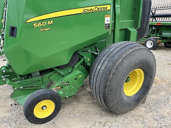 Image of John Deere 560M Silage equipment image 1