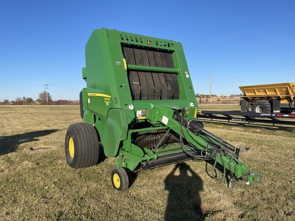 2018 John Deere 560M MegaWideHC2 Equipment Image0