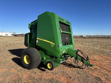 Main image John Deere 560M