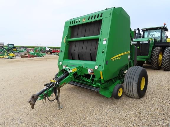 Image of John Deere 560M equipment image 4