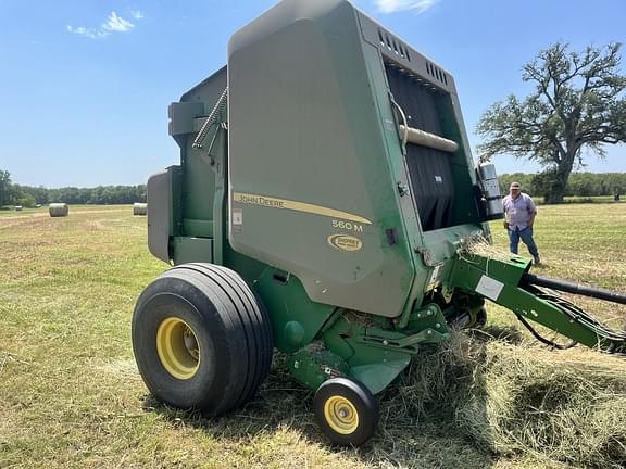 Image of John Deere 560M equipment image 2