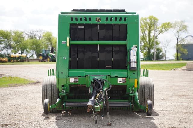Image of John Deere 560M equipment image 1