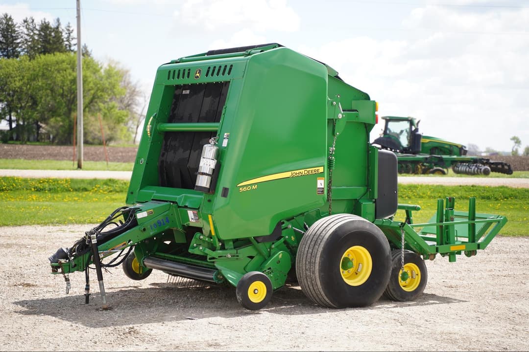 Image of John Deere 560M Primary image
