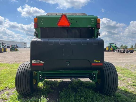 Image of John Deere 560M equipment image 3
