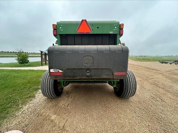 Image of John Deere 560M equipment image 3