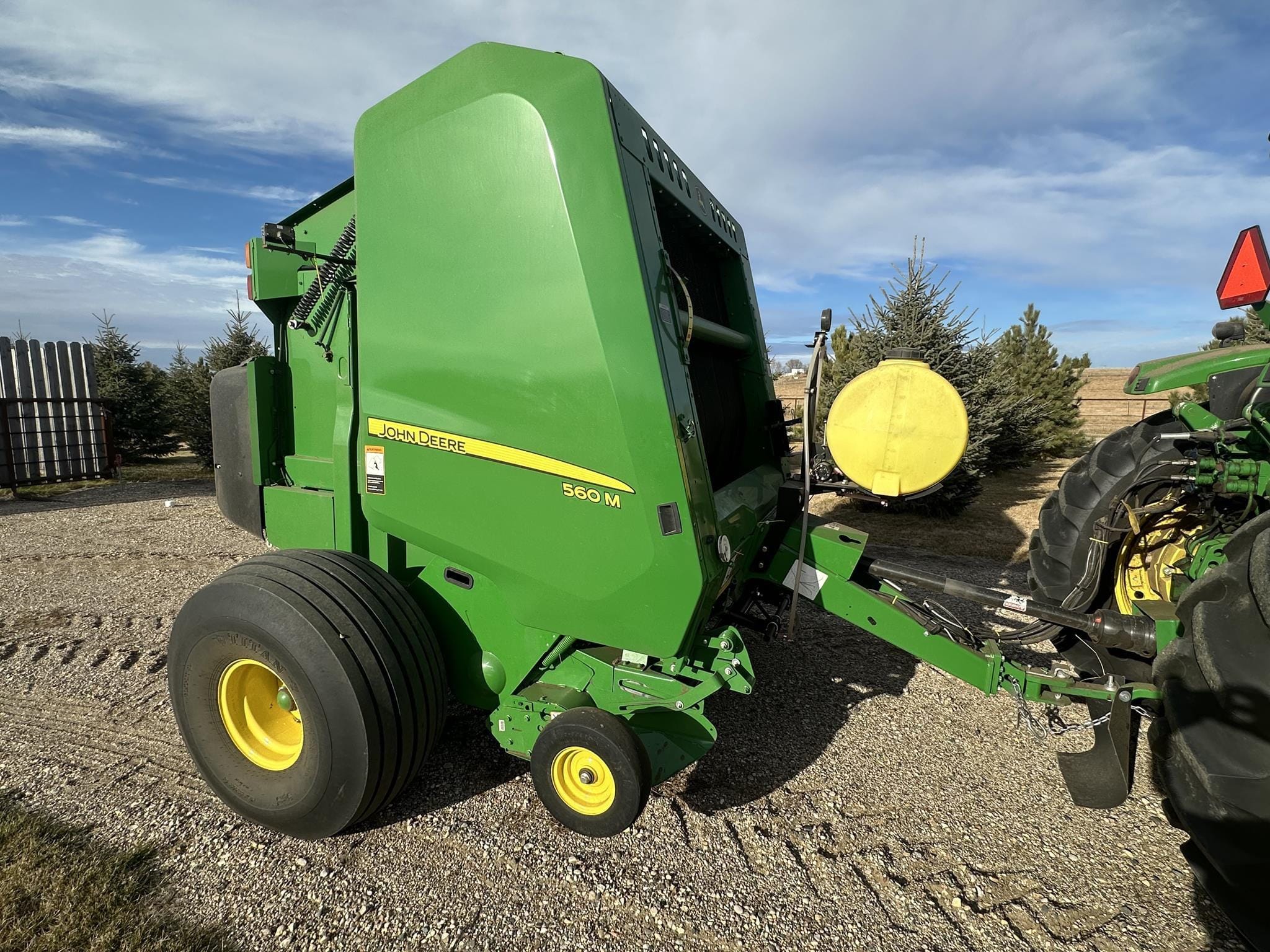 2018 John Deere 560M Equipment Image0