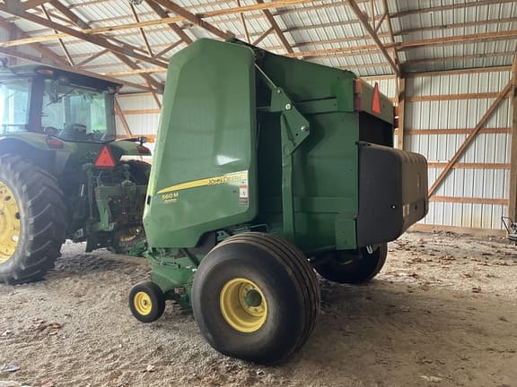 Image of John Deere 560M equipment image 4