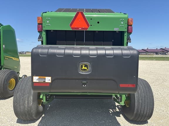 Image of John Deere 560M equipment image 3