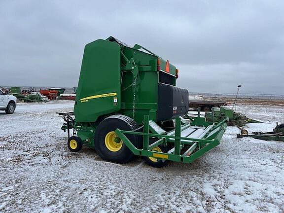 Image of John Deere 560M equipment image 2