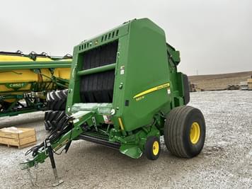 Main image John Deere 560M