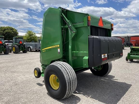 Image of John Deere 560M equipment image 2