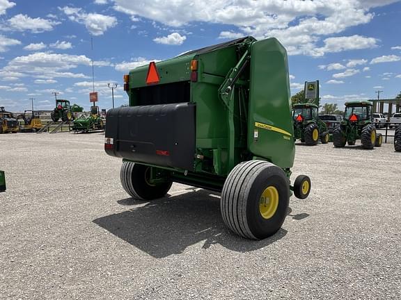 Image of John Deere 560M equipment image 4