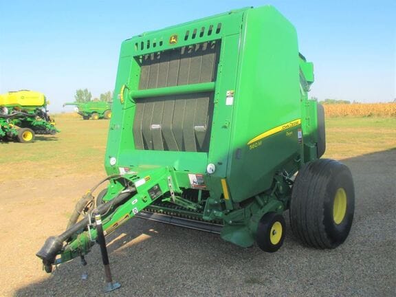 Main image John Deere 560M