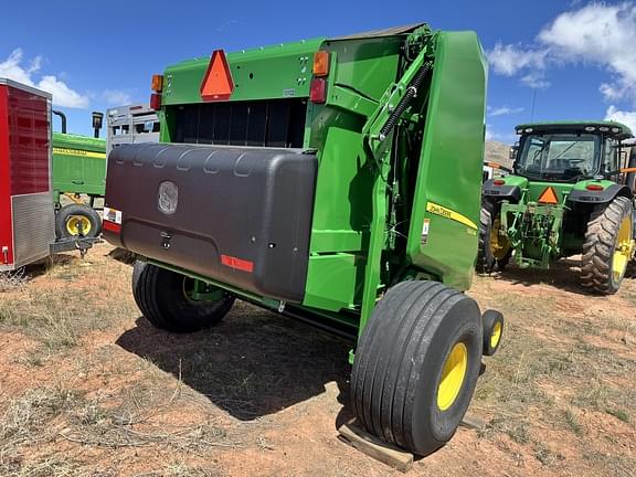 Image of John Deere 560M equipment image 4